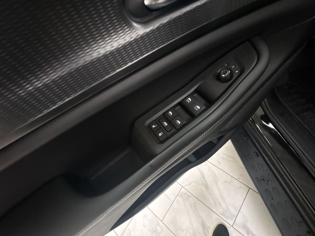 2026 Jeep Grand Cherokee Laredo X
