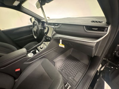 2026 Jeep Grand Cherokee Laredo X