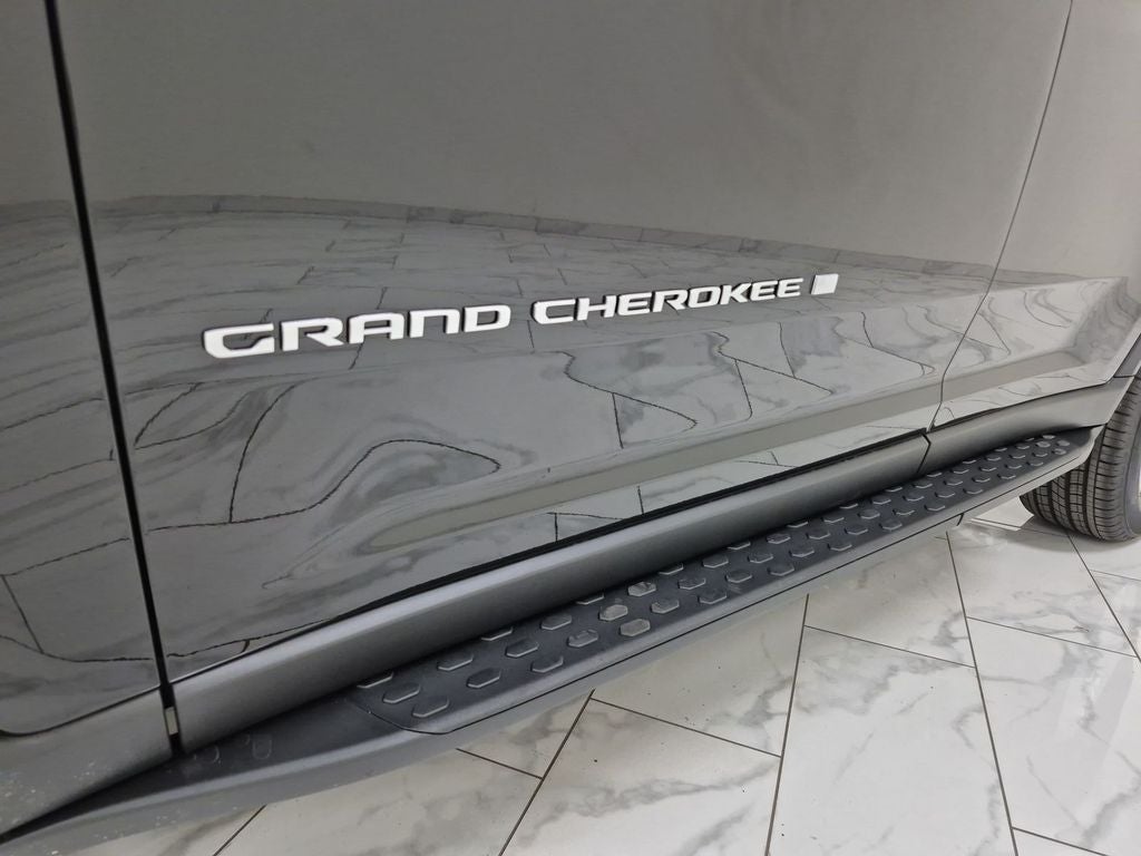 2025 Jeep Grand Cherokee Laredo X