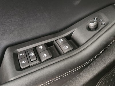 2027 Jeep Grand Cherokee Laredo Altitude