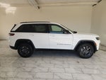 2027 Jeep Grand Cherokee Laredo Altitude
