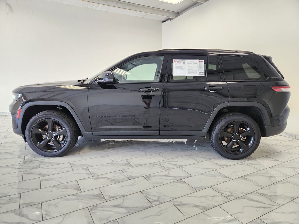 2023 Jeep Grand Cherokee Altitude