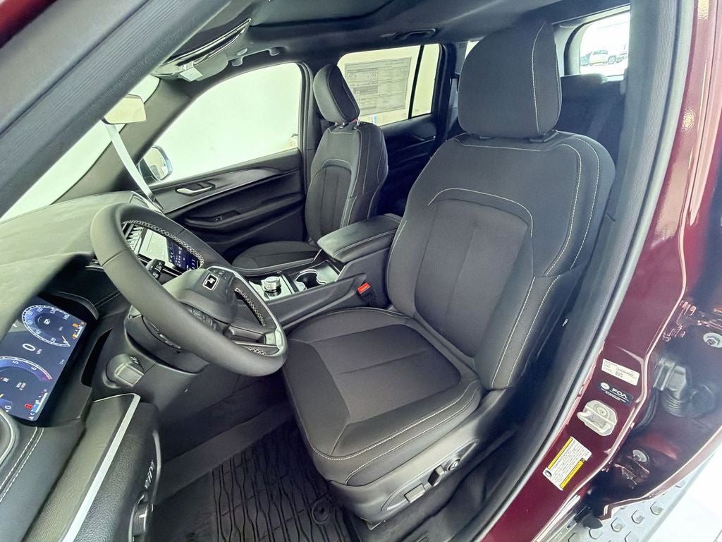 2026 Jeep Grand Cherokee Laredo X