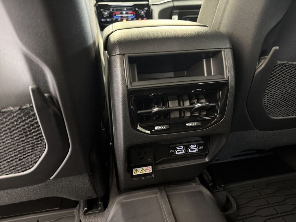 2026 Jeep Grand Cherokee Laredo X