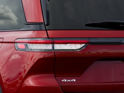 2027 Jeep Grand Cherokee Laredo X