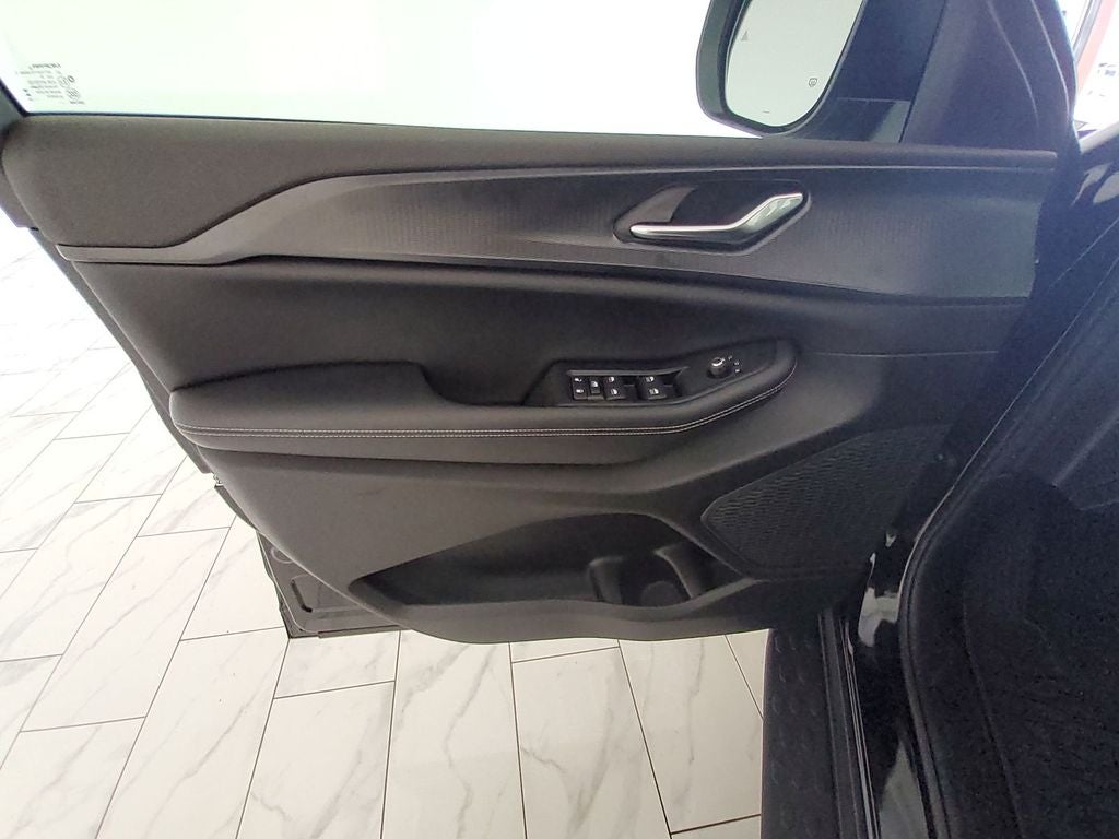 2026 Jeep Grand Cherokee Laredo X