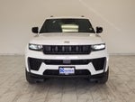 2027 Jeep Grand Cherokee Laredo Altitude