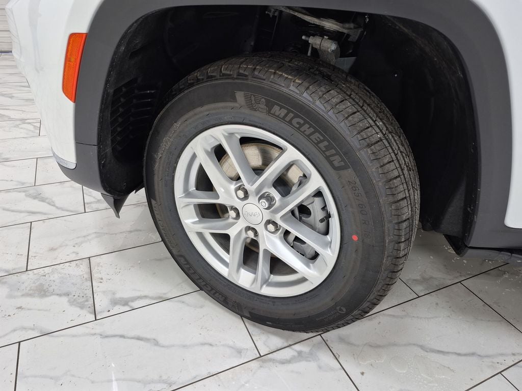 2025 Jeep Grand Cherokee Laredo X