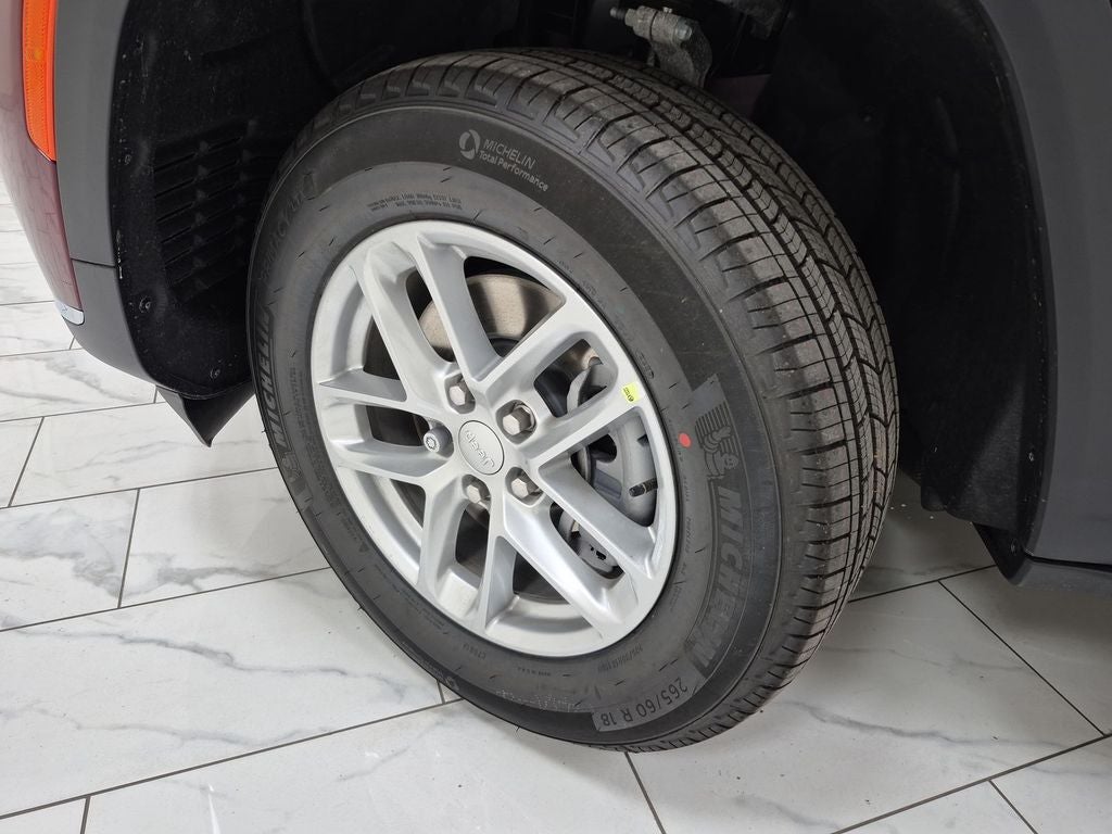 2025 Jeep Grand Cherokee Laredo X