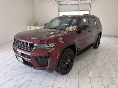 2026 Jeep Grand Cherokee Laredo Altitude