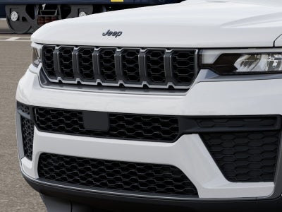2027 Jeep Grand Cherokee Laredo Altitude