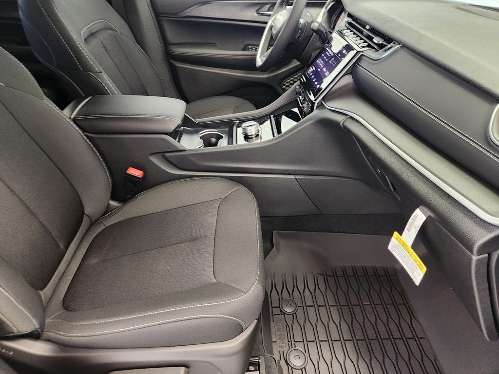 2026 Jeep Grand Cherokee Laredo X