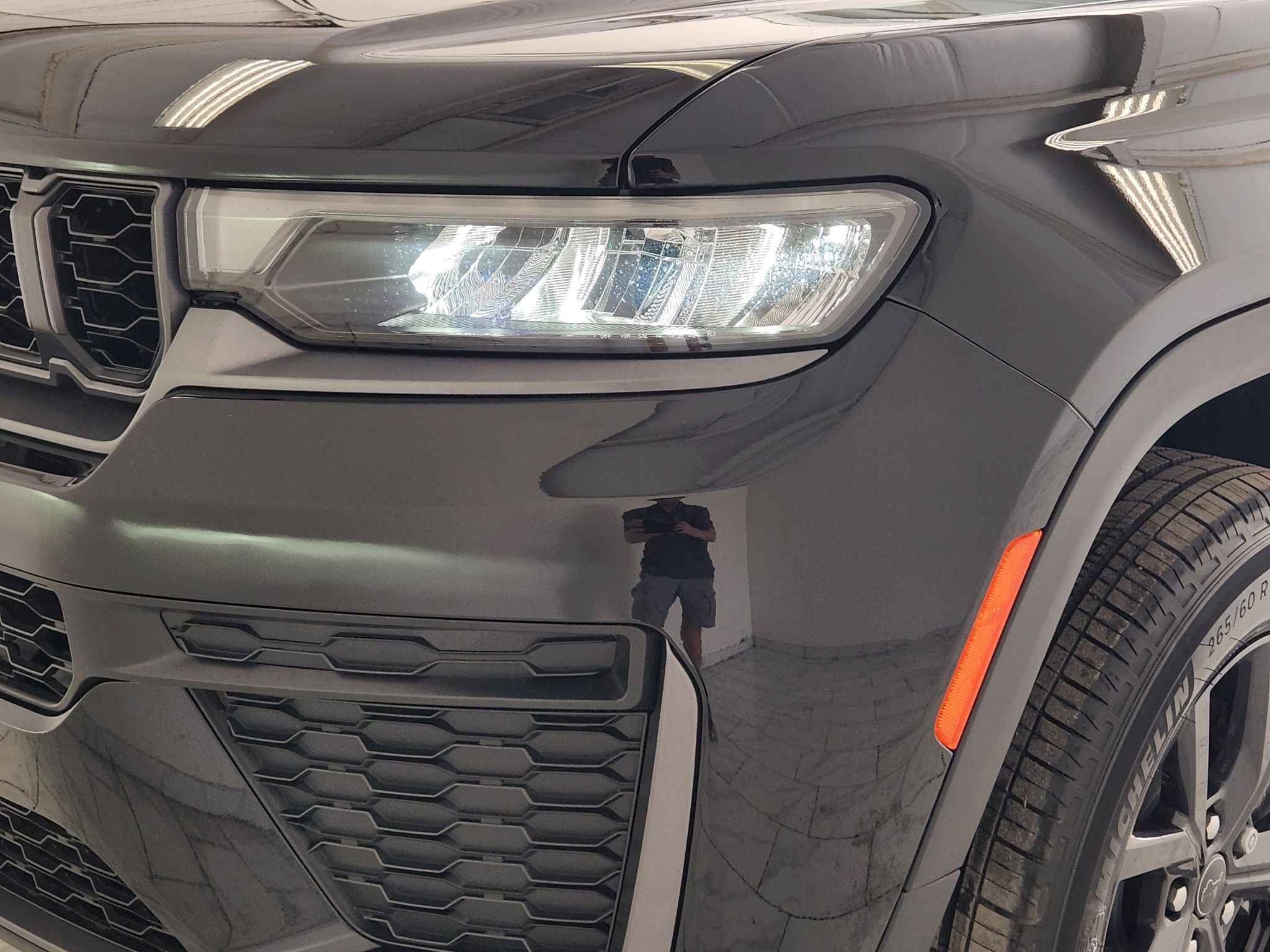 2027 Jeep Grand Cherokee Laredo Altitude