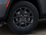 2027 Jeep Grand Cherokee Laredo / Altitude