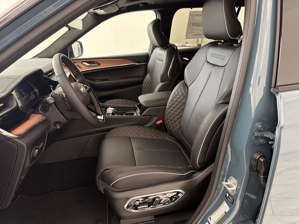 2026 Jeep Grand Cherokee L Summit