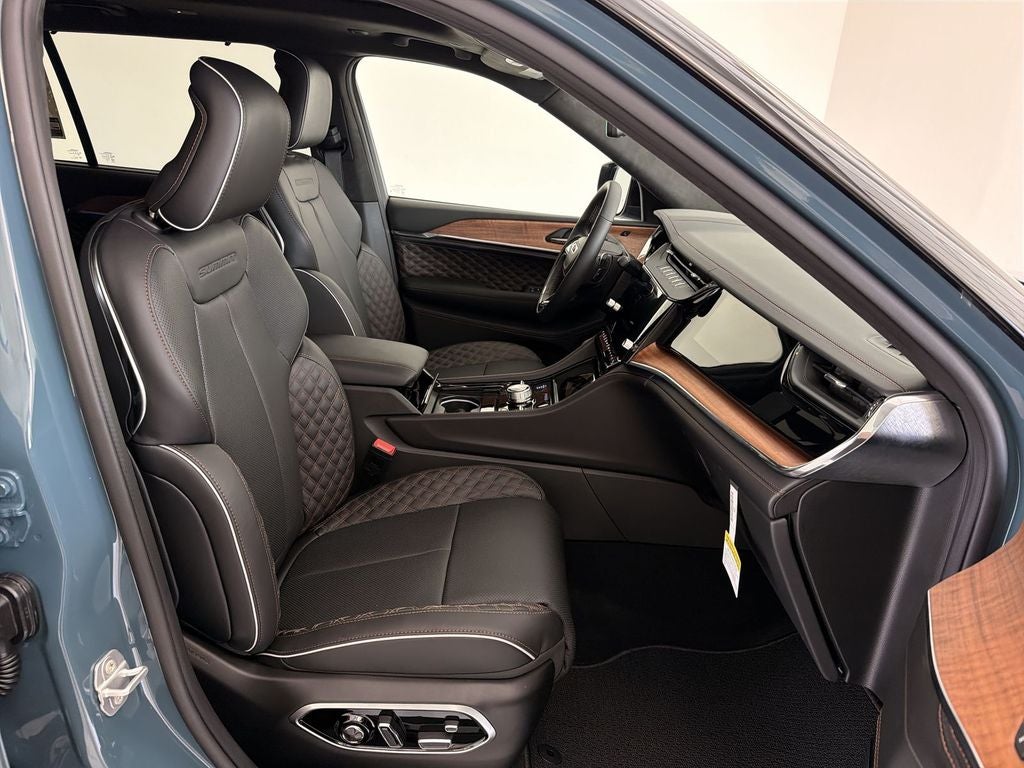 2026 Jeep Grand Cherokee L Summit