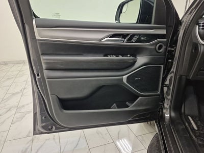 2026 Jeep Grand Wagoneer Base