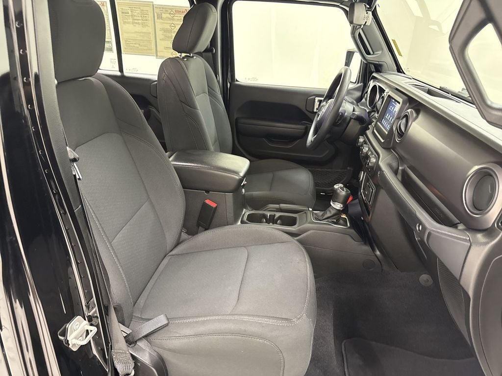 2023 Jeep Gladiator Sport