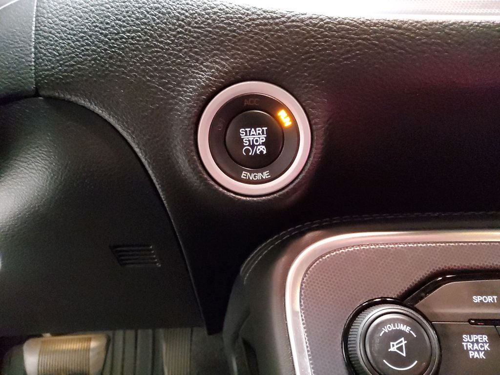 2015 Dodge Challenger R/T Scat Pack