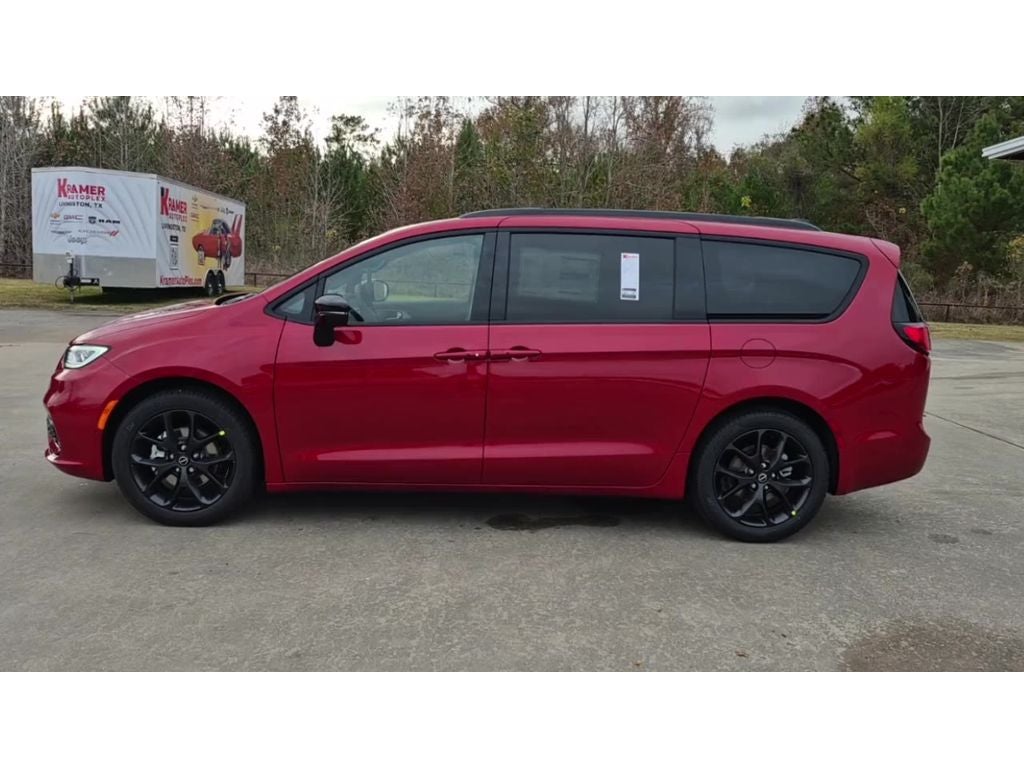 2026 Chrysler Pacifica Limited