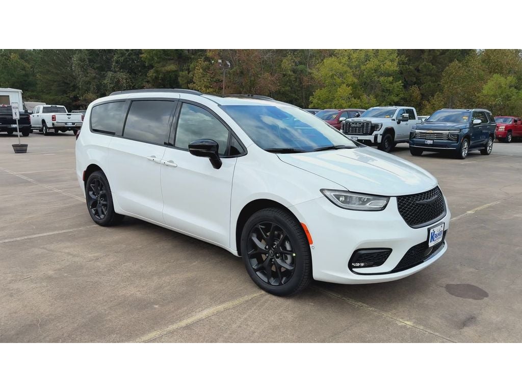 2026 Chrysler Pacifica Limited