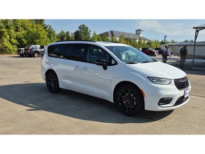 2026 Chrysler Pacifica Limited