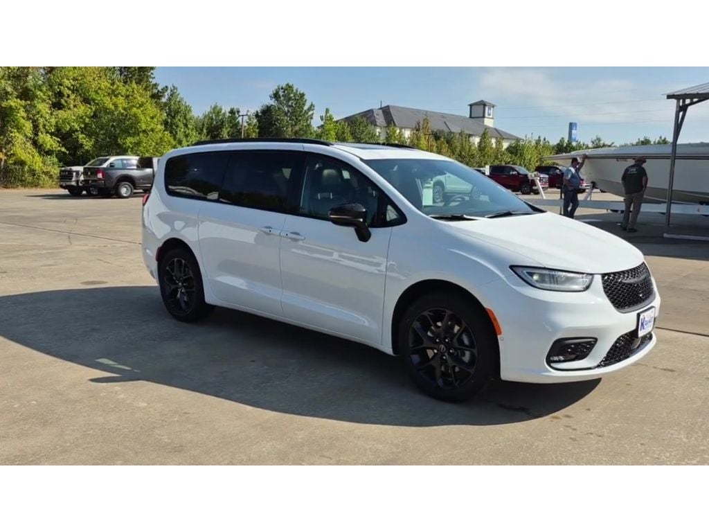 2026 Chrysler Pacifica Limited