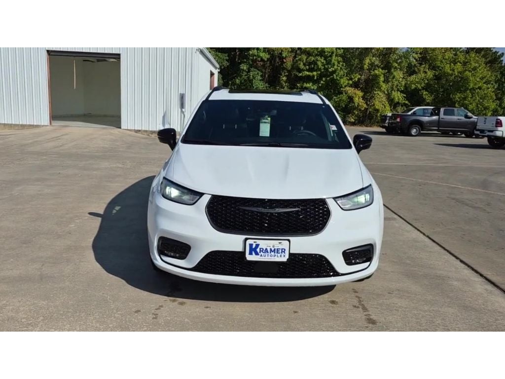 2026 Chrysler Pacifica Limited