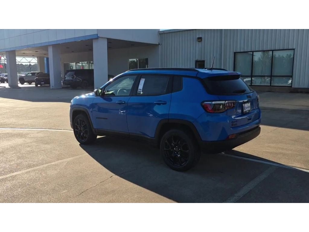 2026 Jeep Compass Latitude Altitude