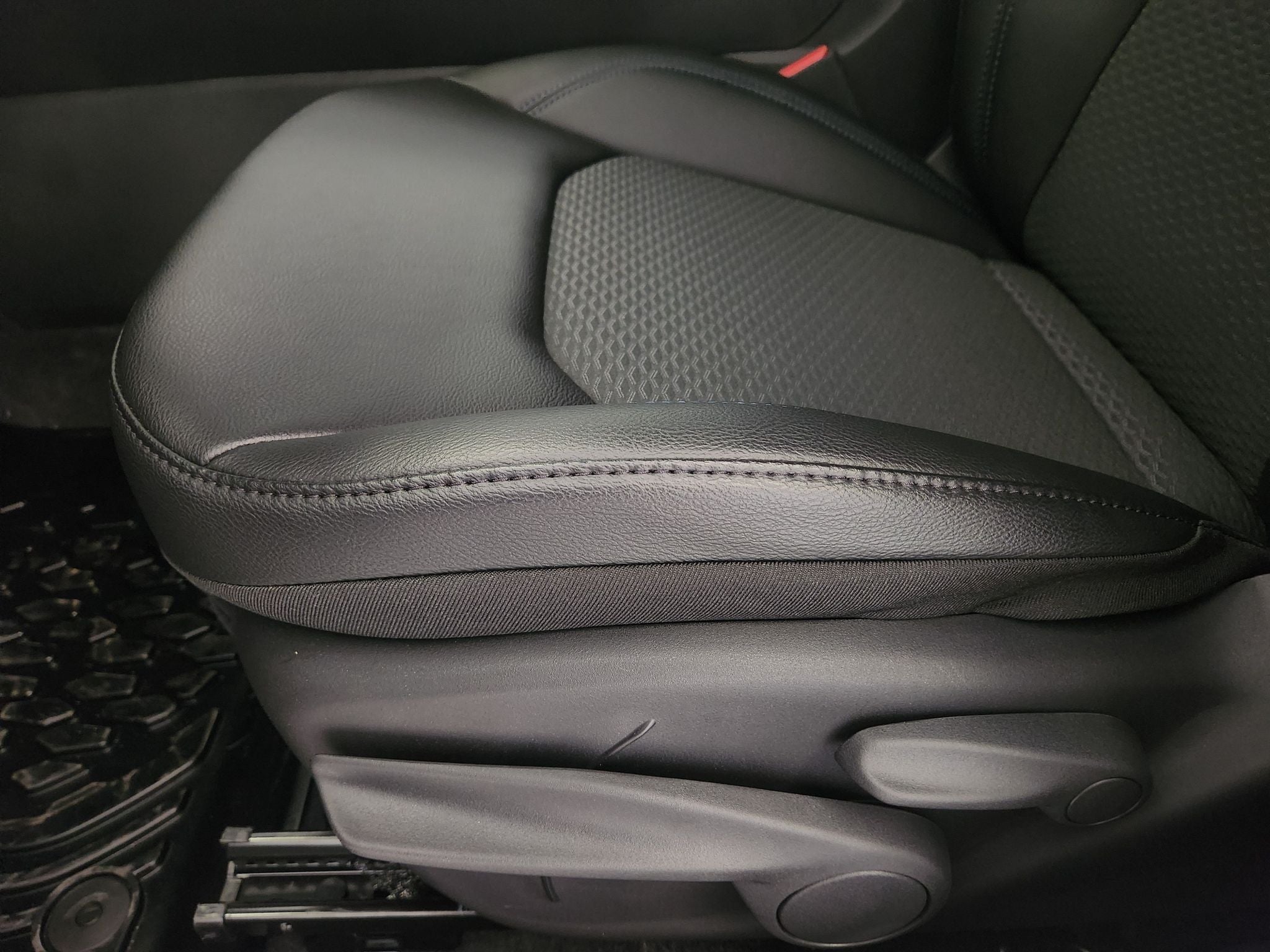 2027 Jeep Compass Latitude Altitude
