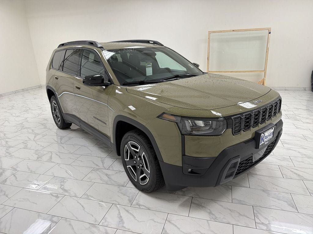 2026 Jeep Cherokee Laredo