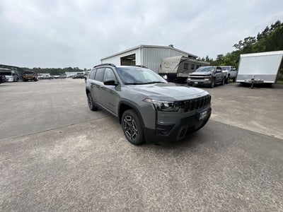 2026 Jeep Cherokee Laredo