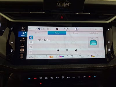 2026 Jeep Cherokee Laredo