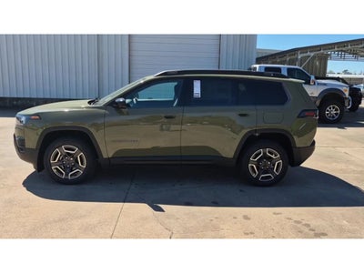 2026 Jeep Cherokee Laredo