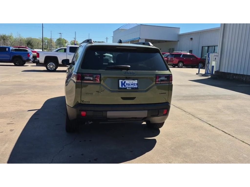 2026 Jeep Cherokee Laredo