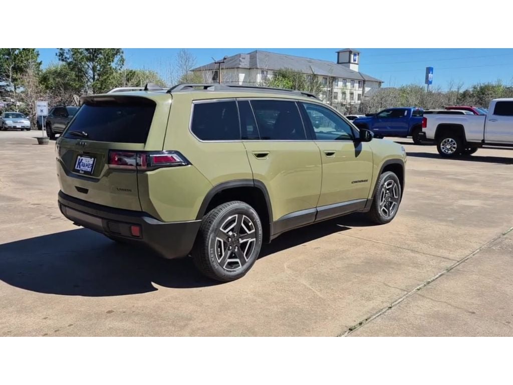 2026 Jeep Cherokee Laredo