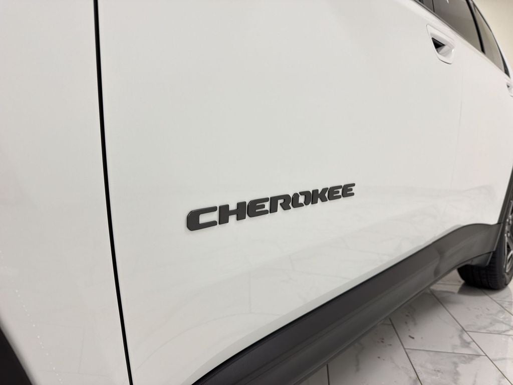 2026 Jeep Cherokee Laredo