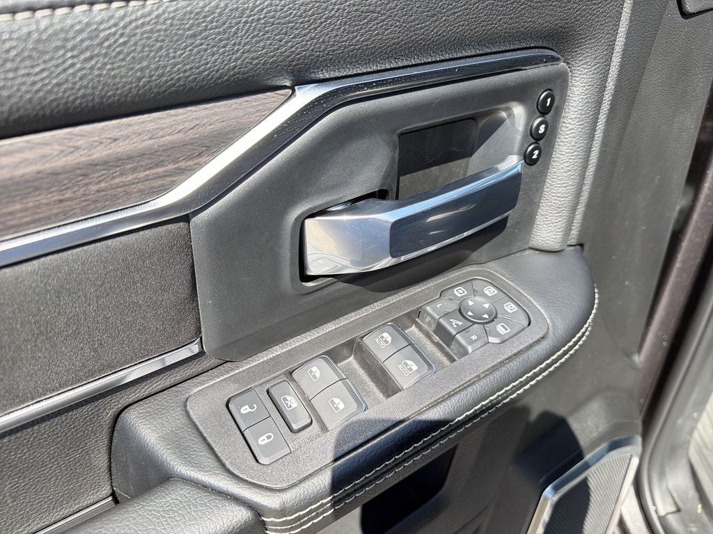 2026 RAM Ram 3500 Pickup Laramie - Photo 24