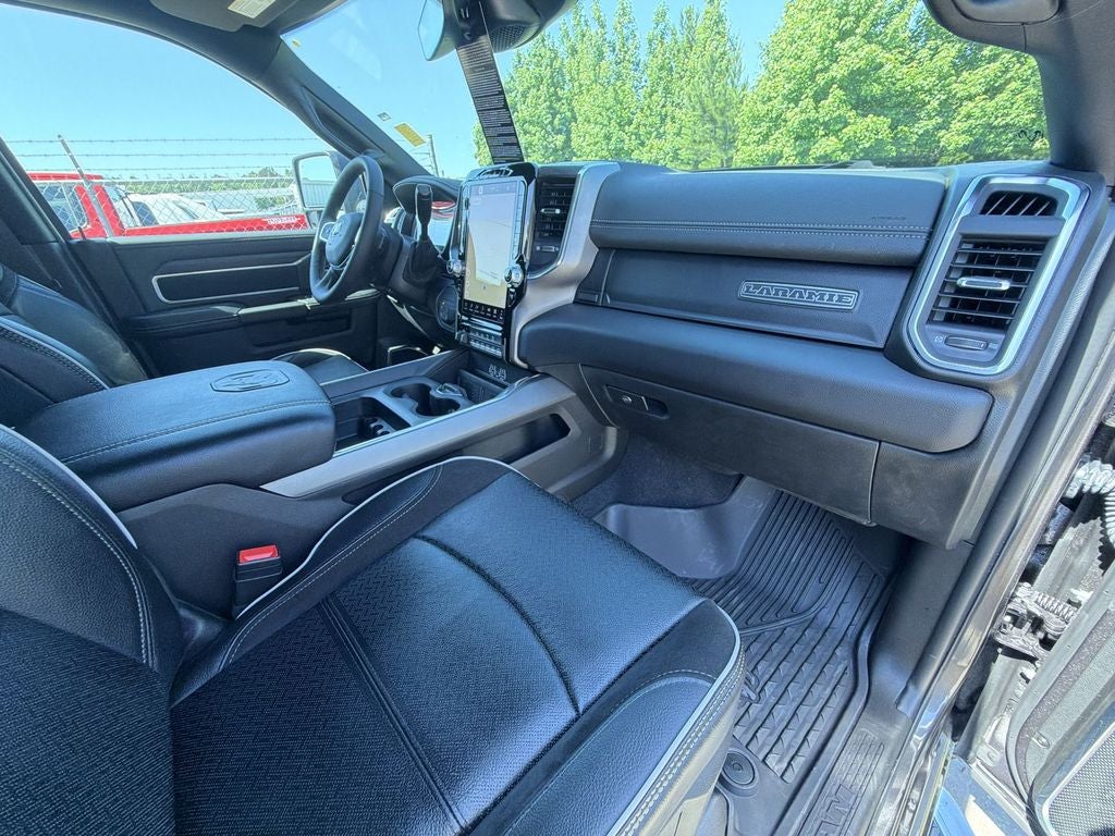 2026 RAM Ram 3500 Pickup Laramie - Photo 30