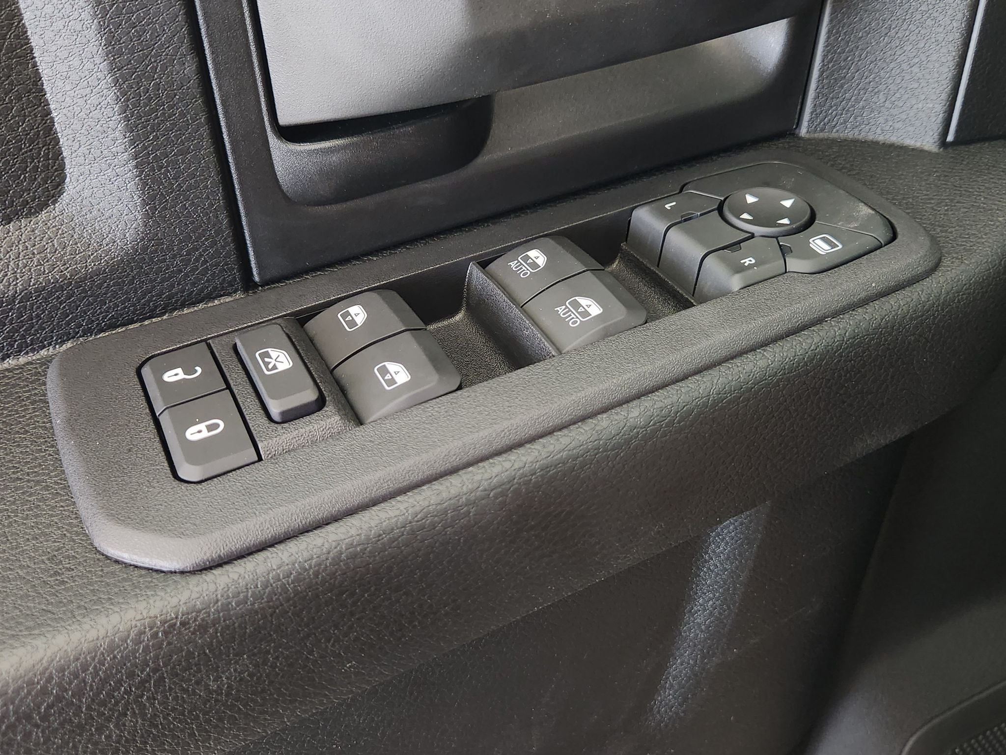 2027 RAM Ram 3500 Pickup Tradesman - Photo 22