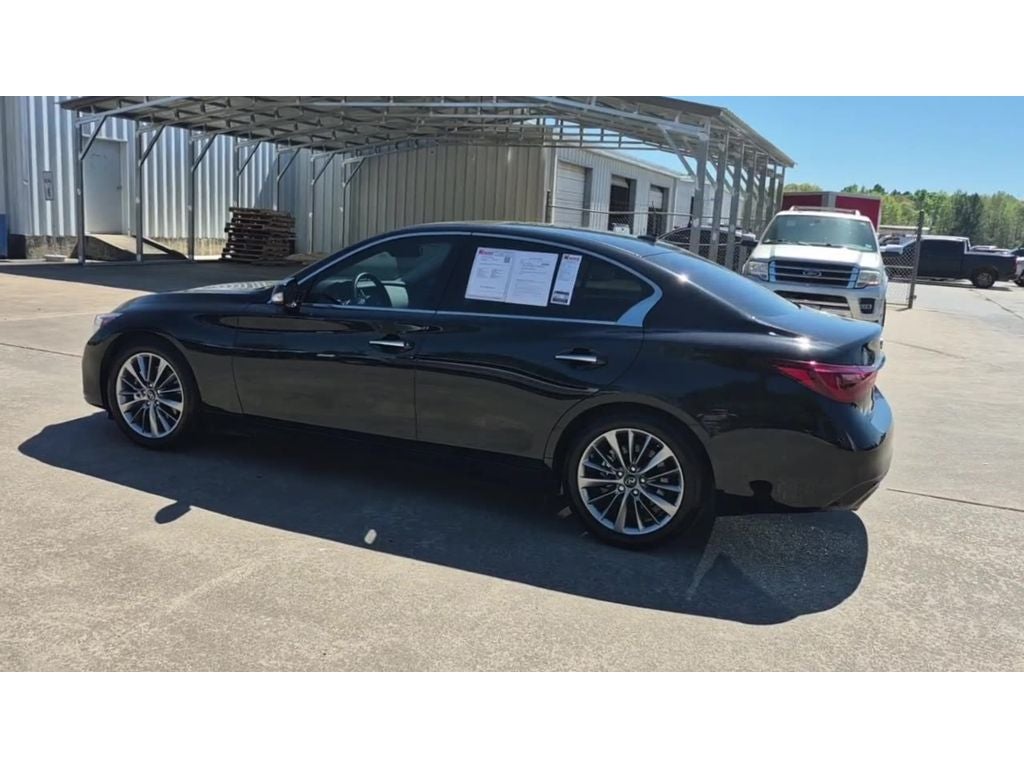 2023 INFINITI Q50 LUXE