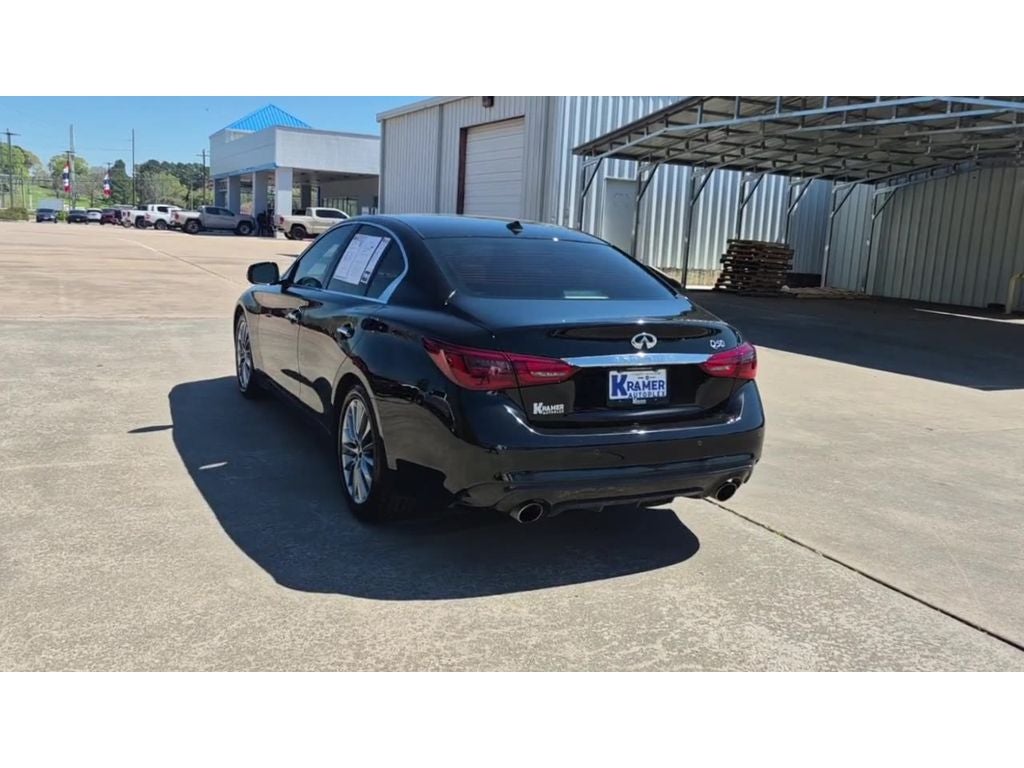 2023 INFINITI Q50 LUXE