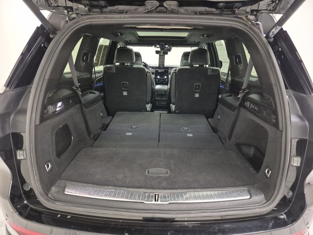 2022 Jeep Grand Cherokee L Overland 4x4