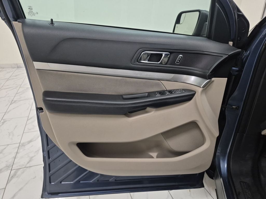 2019 Ford Explorer Base