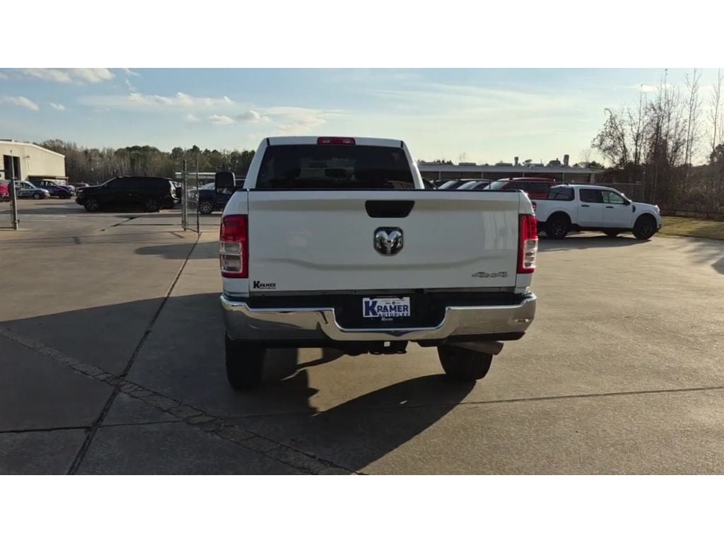 2023 RAM 2500 Tradesman Crew Cab 4x4 8' Box
