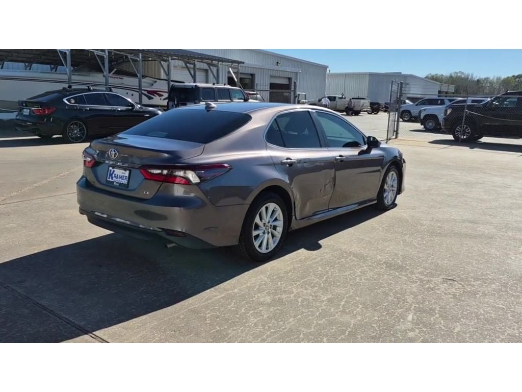 2022 Toyota Camry LE