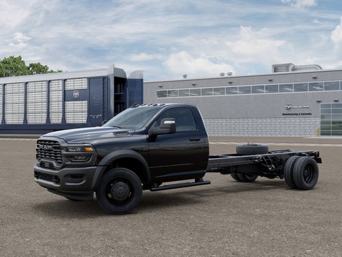 2026 RAM 5500 Chassis Tradesman/Big Horn