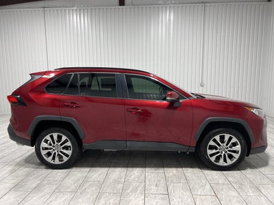 2020 Toyota RAV4 XLE Premium