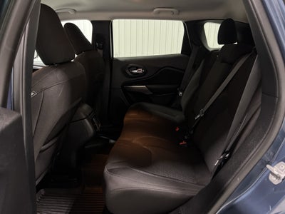 2021 Jeep Cherokee Latitude FWD