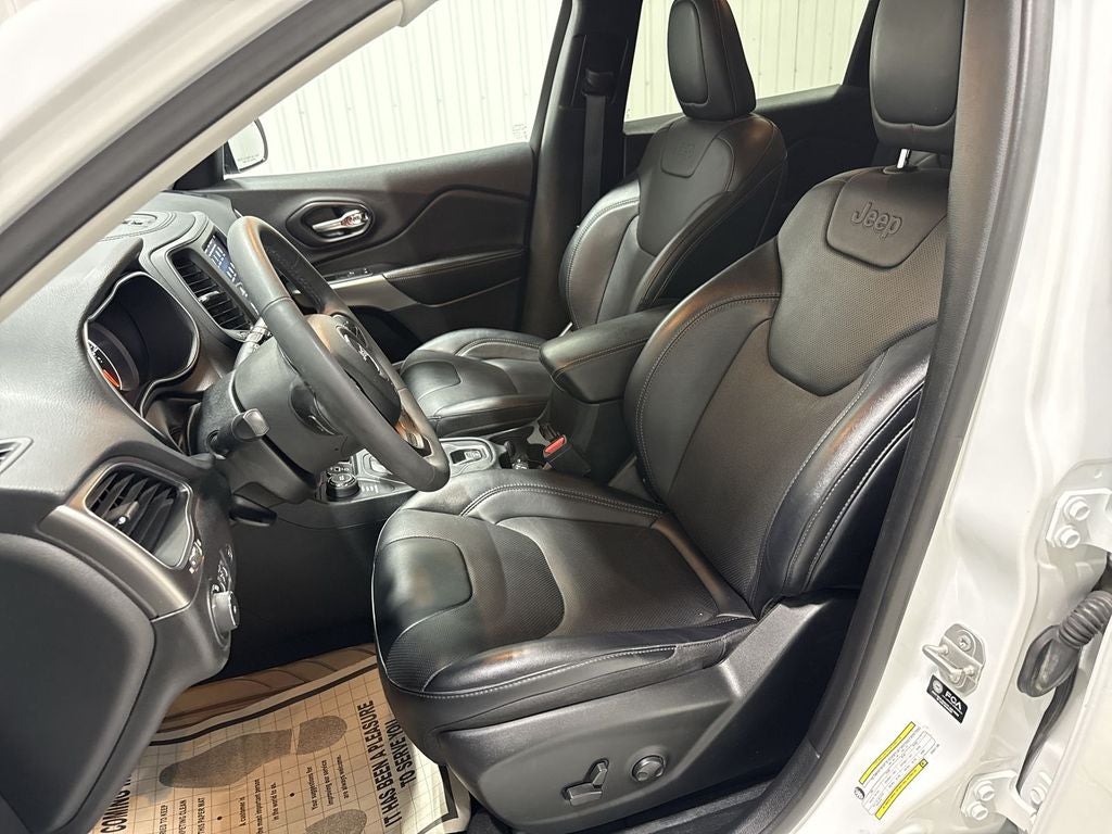 2022 Jeep Cherokee Latitude Lux 4x4